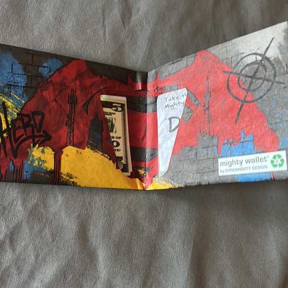 Superman v Batman Tyvek Mighty wallet from sub box - Picture 2 of 6